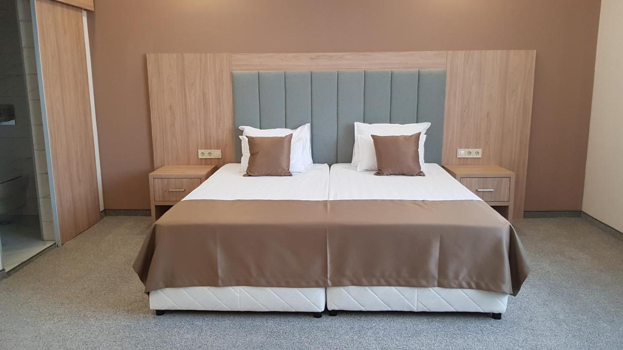 Sps Hotel Plovdiv Luaran gambar