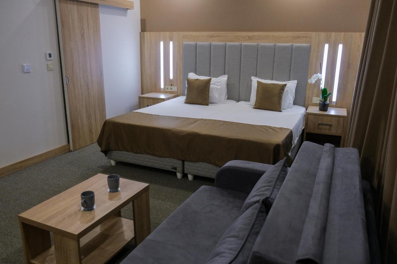 Sps Hotel Plovdiv Luaran gambar
