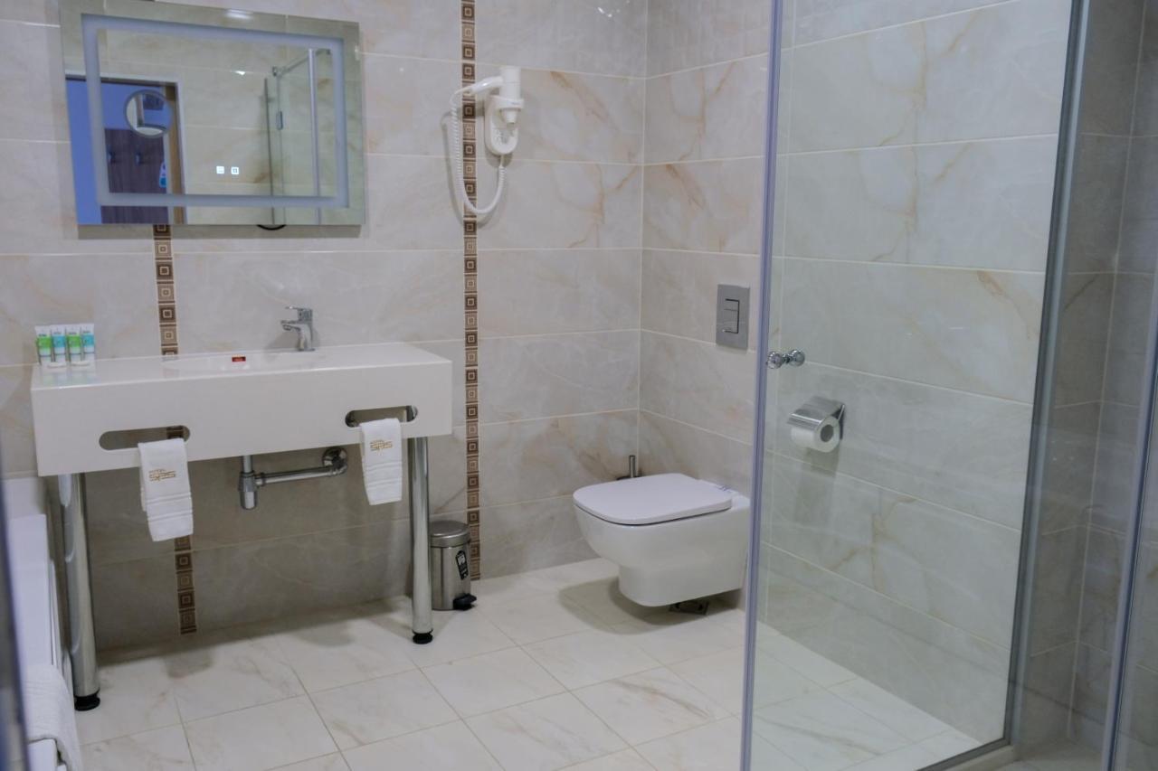 Sps Hotel Plovdiv Luaran gambar